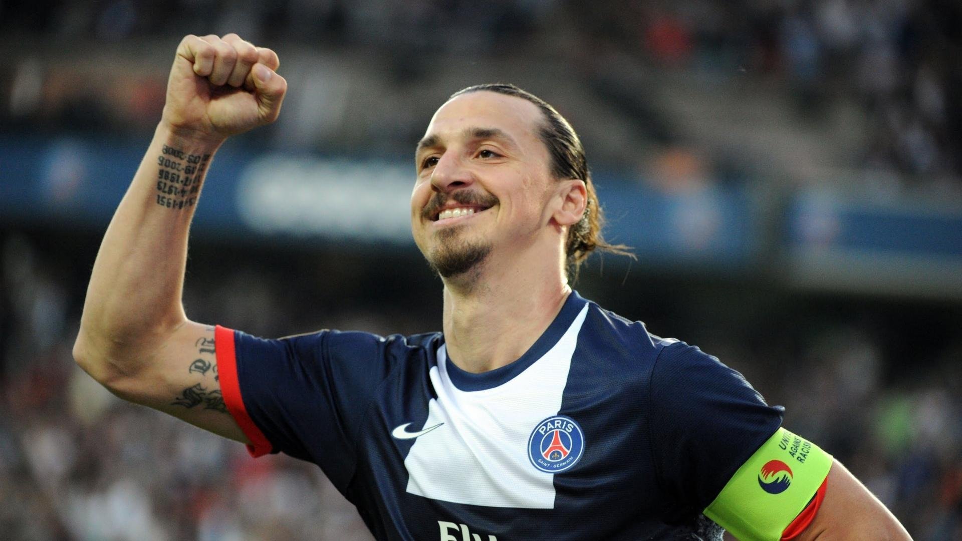 开云体育在线-阿什拉夫刷新纪录之夜，足球如何缝合战争撕裂的世界？