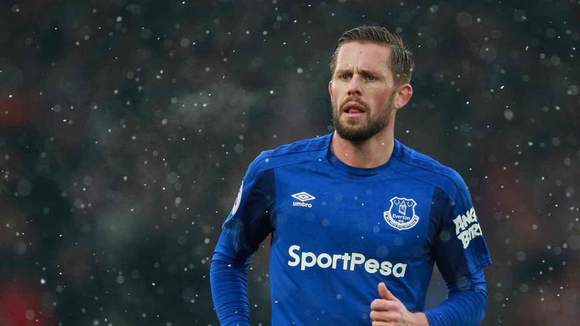 开云体育2026-欧冠淘汰赛之夜，努涅斯如何用错误的节奏，点燃了全队的火焰？